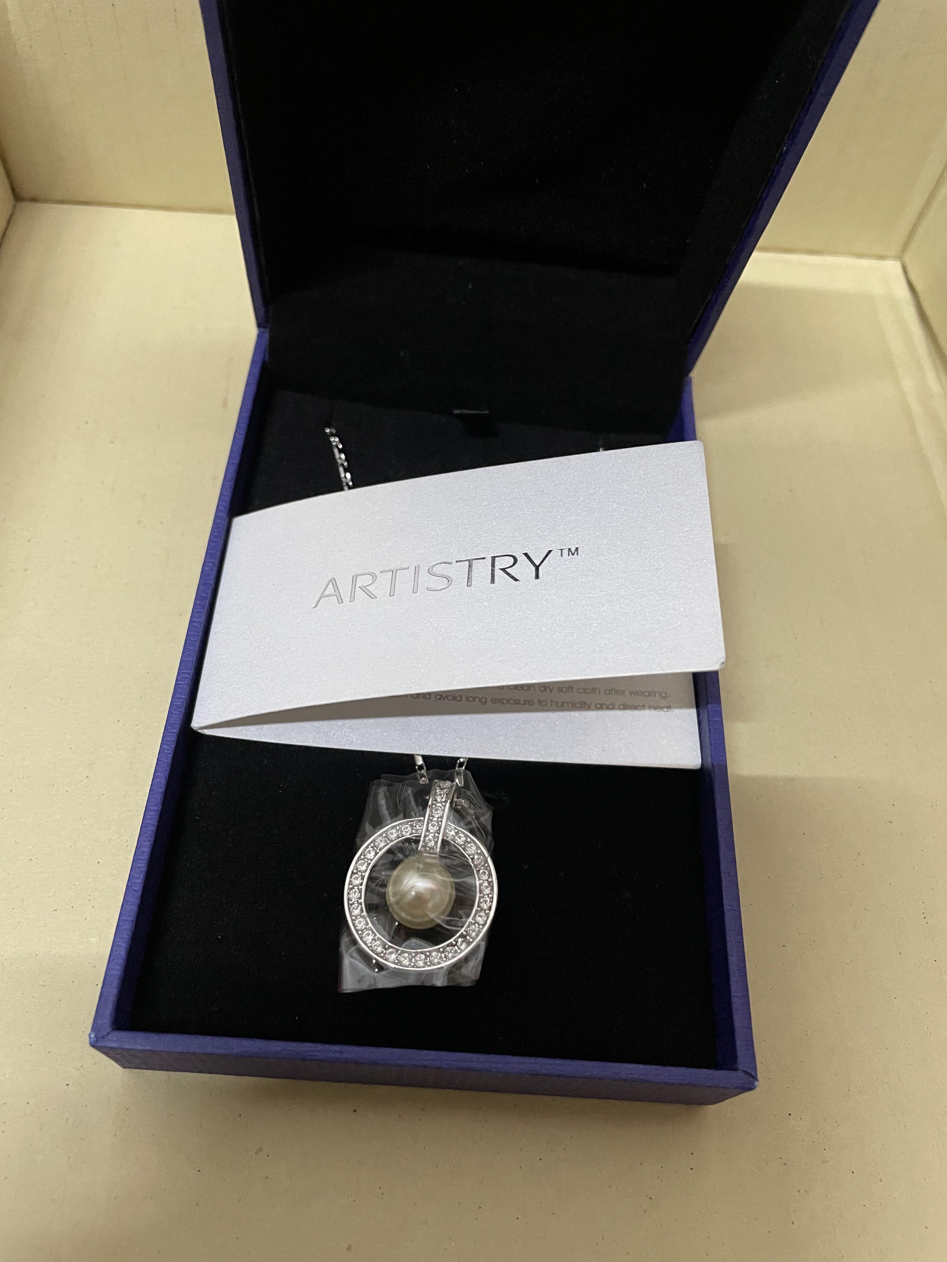 Artistry hot sale swarovski necklace