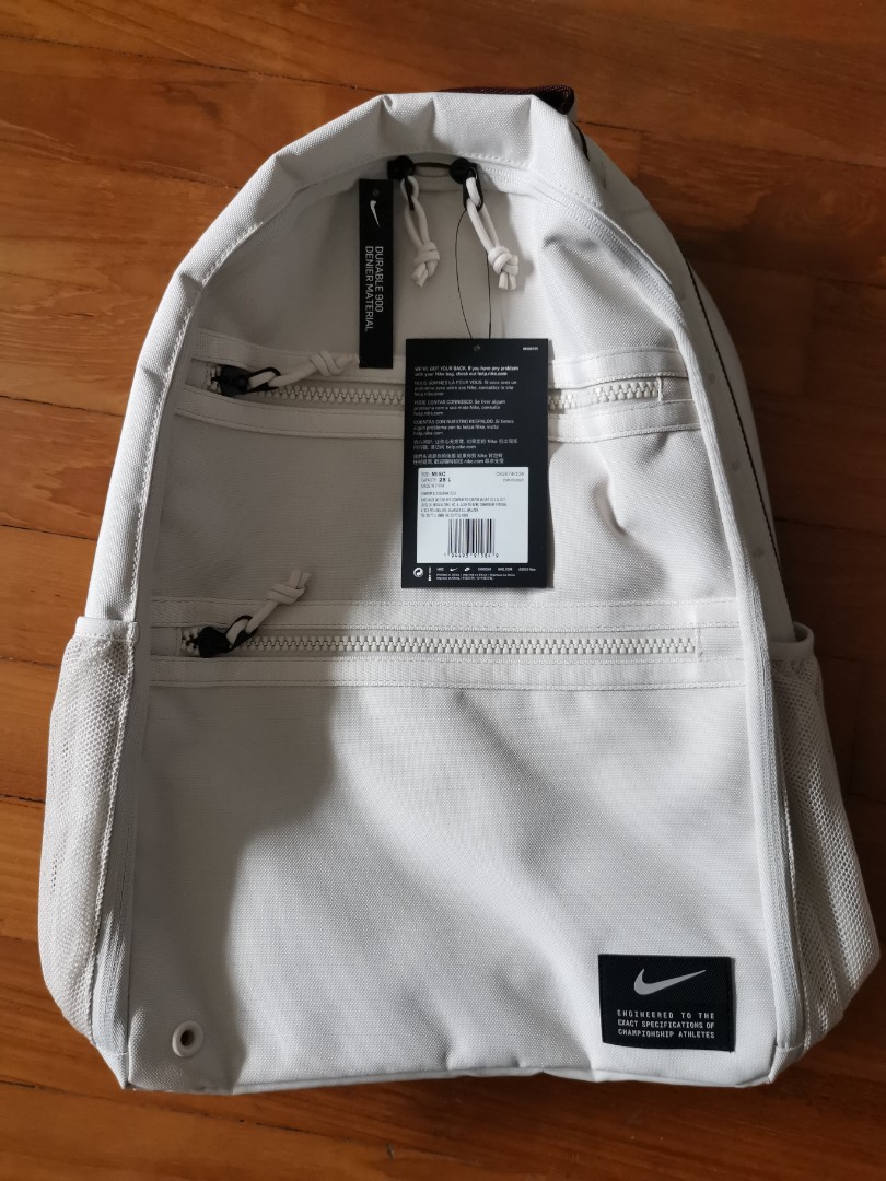 Nike backpack (laptop compartment), Men's Fashion, Bags, Backpacks on Carousell