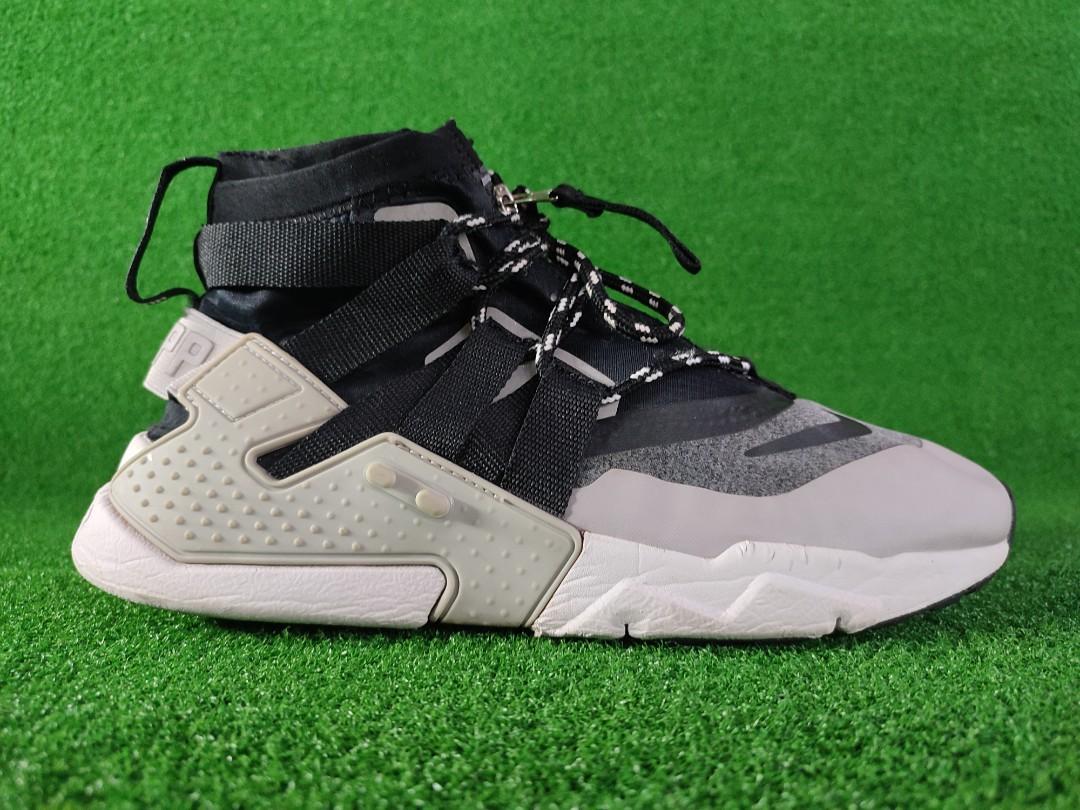 Nike huarache gripp uk on sale