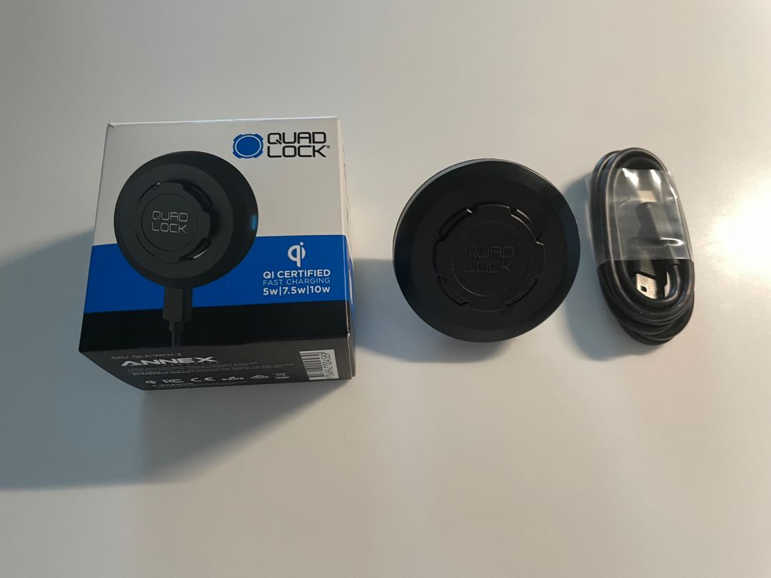 Quad Lock wireless charger, Motorcycles, Motorcycle Accessories on