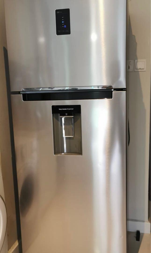 Second hand shop samsung fridge freezer