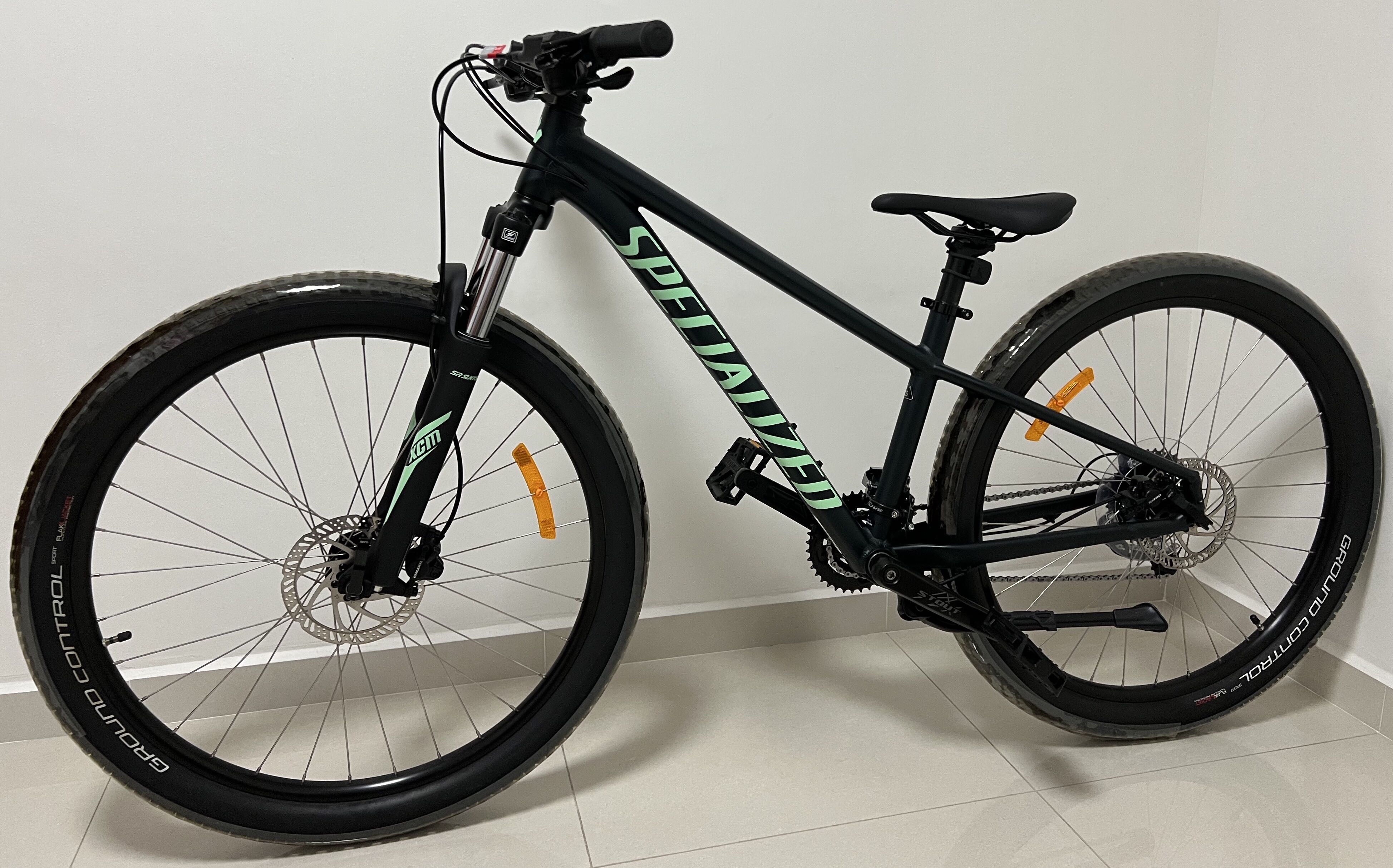 Specialized Rockhopper sport 27.5 Sports Equipment Bicycles Parts Bicycles on Carousell