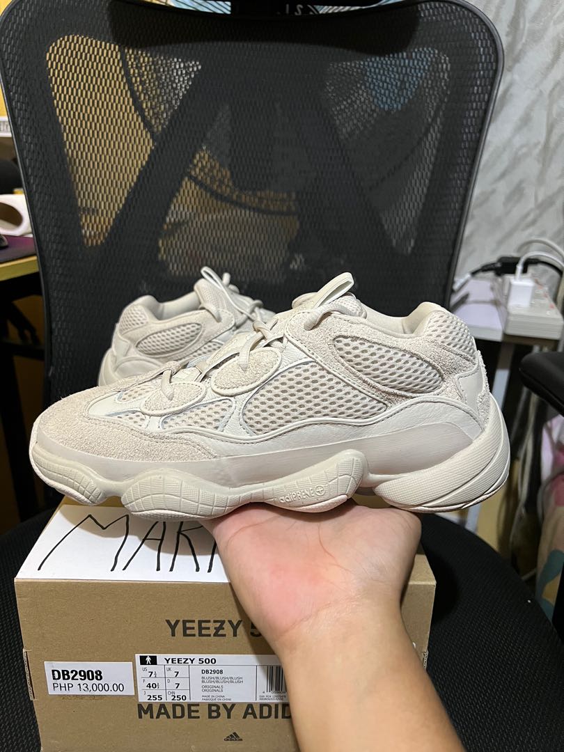 Yeezy 500 ár on sale