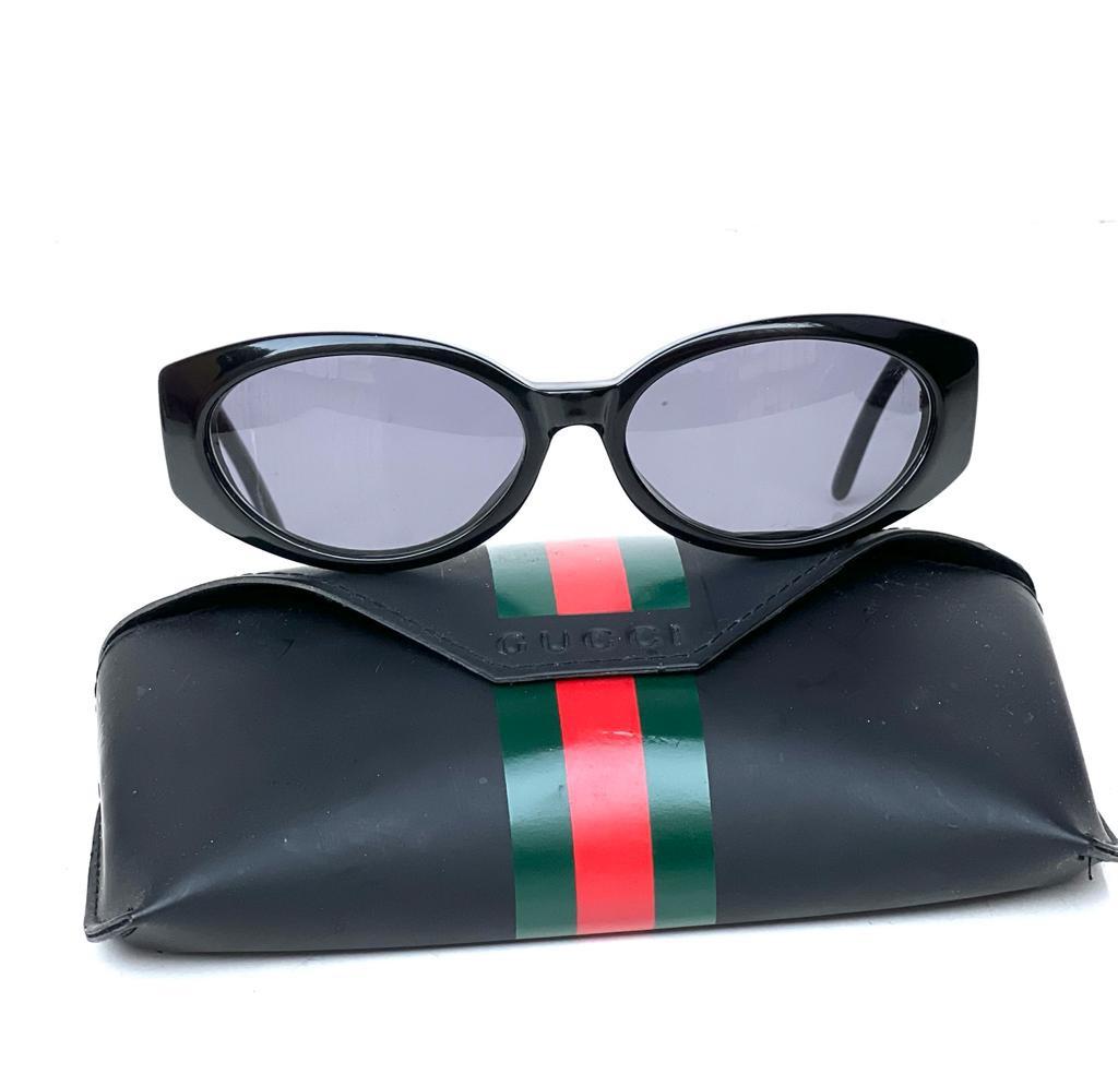 Sunglasses Gucci GG gold, Barang Mewah 