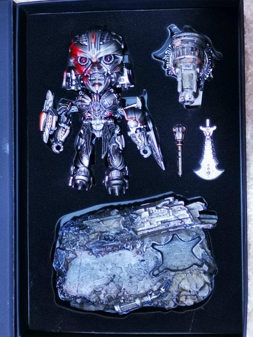 Viimee Toys VM-02 Cute Protector Commander Megatron (Category: Figurines & Statues) located in Manila. Submitted by dimple.mercado (Listing ID 1149851792, Image 2). Description: Toy review: https://youtu.be/8V1EOwUJo6U Material: Plastic ABS Height: 13.5cm / 5.31" Transformable to plane and robot..