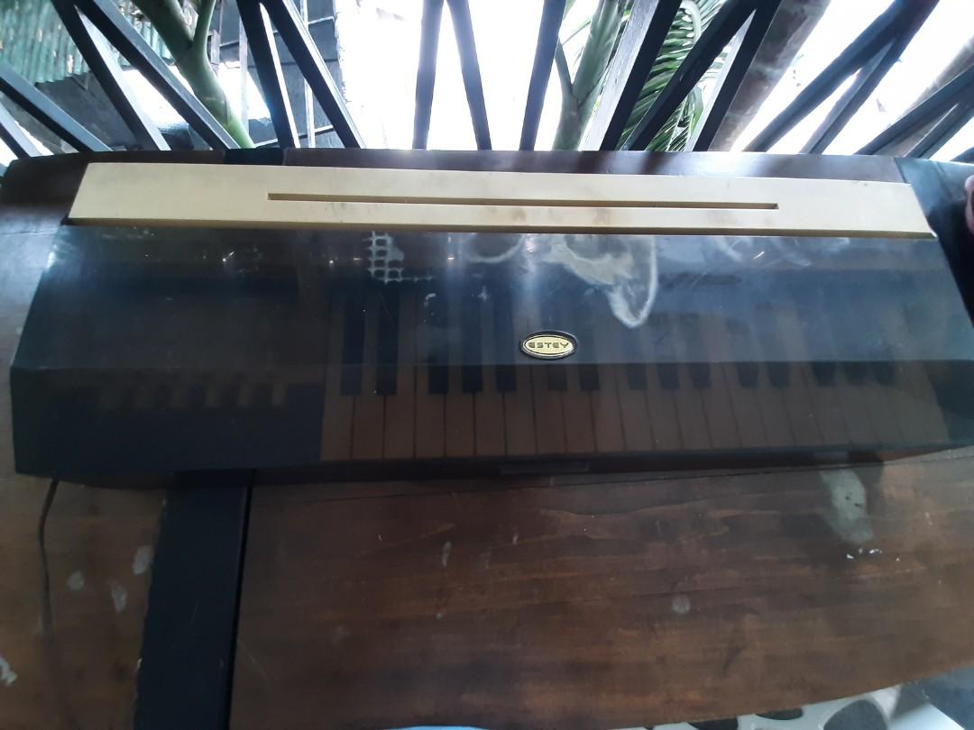 Vintage Estey Electric Organ, Hobbies & Toys, Music & Media, Musical