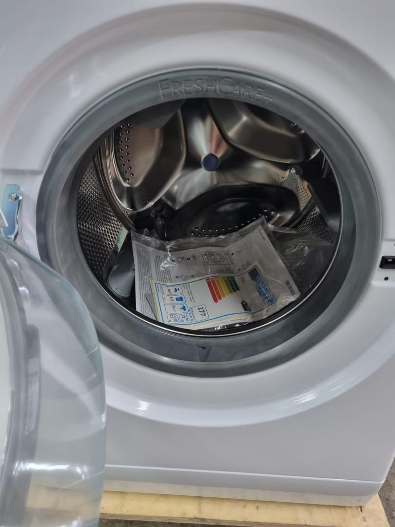 Whirlpool 8kg front load Washing machine, TV & Home Appliances, Washing