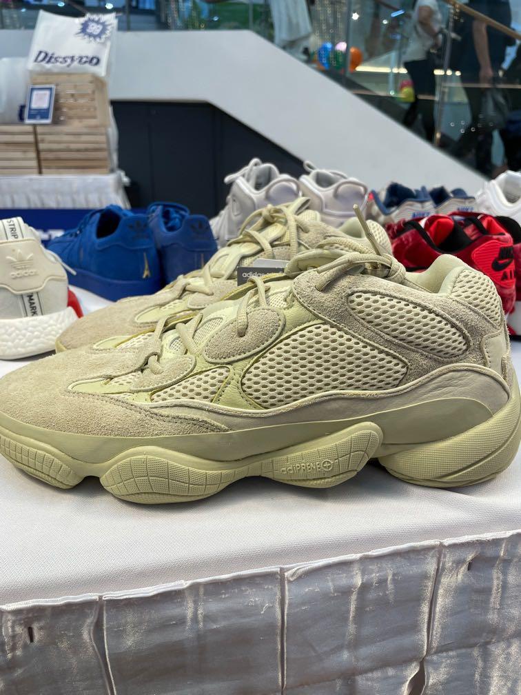 Super moon yeezy 5 best sale