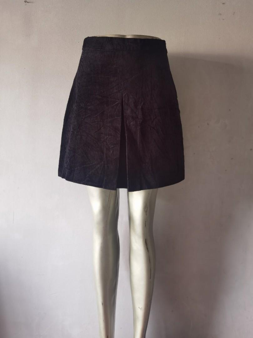 Black corduroy skirt zara hot sale