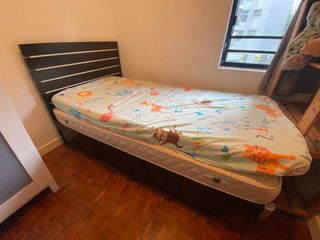（分類：）位於 。 由 britisholic 提交（商品編號 1169031175，圖片 1）。簡介： 。
