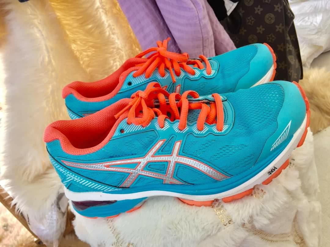 asics rubber shoes