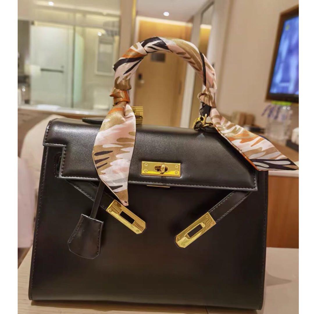 Hermes Kelly 25 Retourne Noir (Black) Togo Gold Hardware #C - Vendome Monte  Carlo