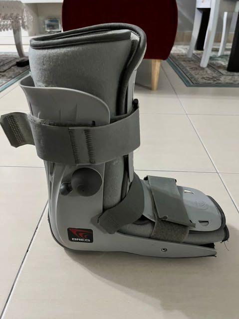 Breg orthopedic top boot