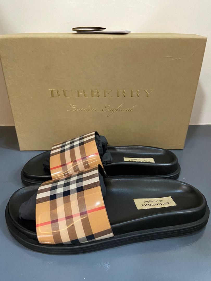 Burberry Slides, Women's Fashion, Footwear, Sandals on Carousell