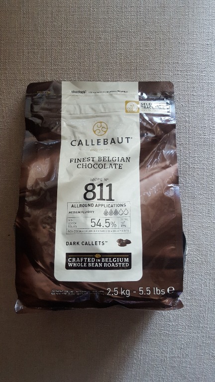 Callebaut Dark Chocolate Callets - 811 - 2.5kg (5.5lbs)