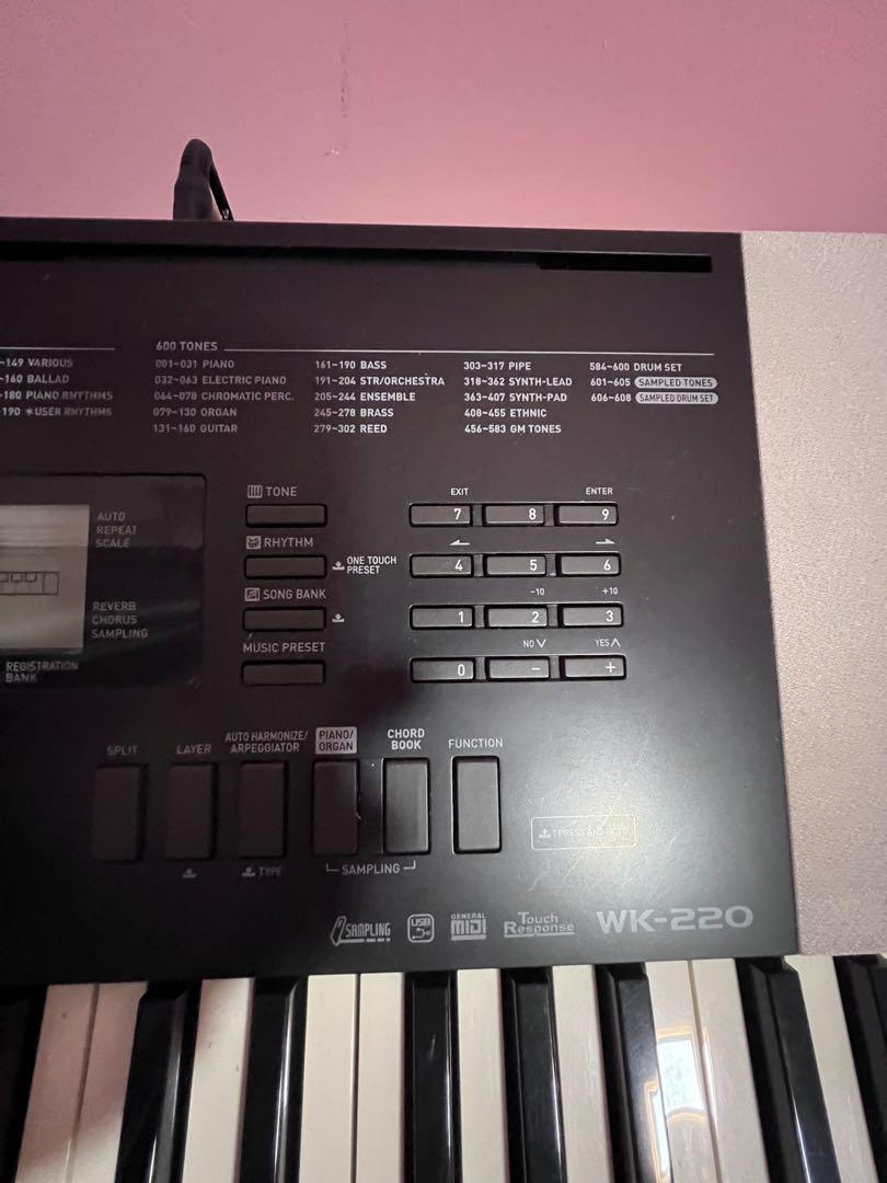 Casio WK 220 Keyboard, Hobbies & Toys, Music & Media, Musical