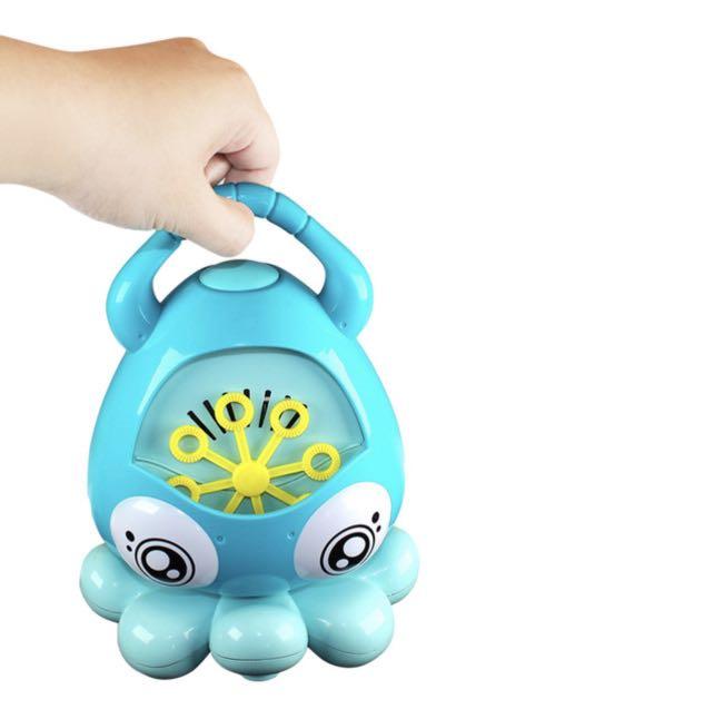 Children’s Octopus battery operated bubble machine - Blue (Category: Kids Toys) located in Quezon City. Submitted by kryshnanzyanna (Listing ID 1168907737, Image 3). Description: Children’s Octopus battery operated bubble machine - Blue Php 500 ** battery not included, new, deformed box.