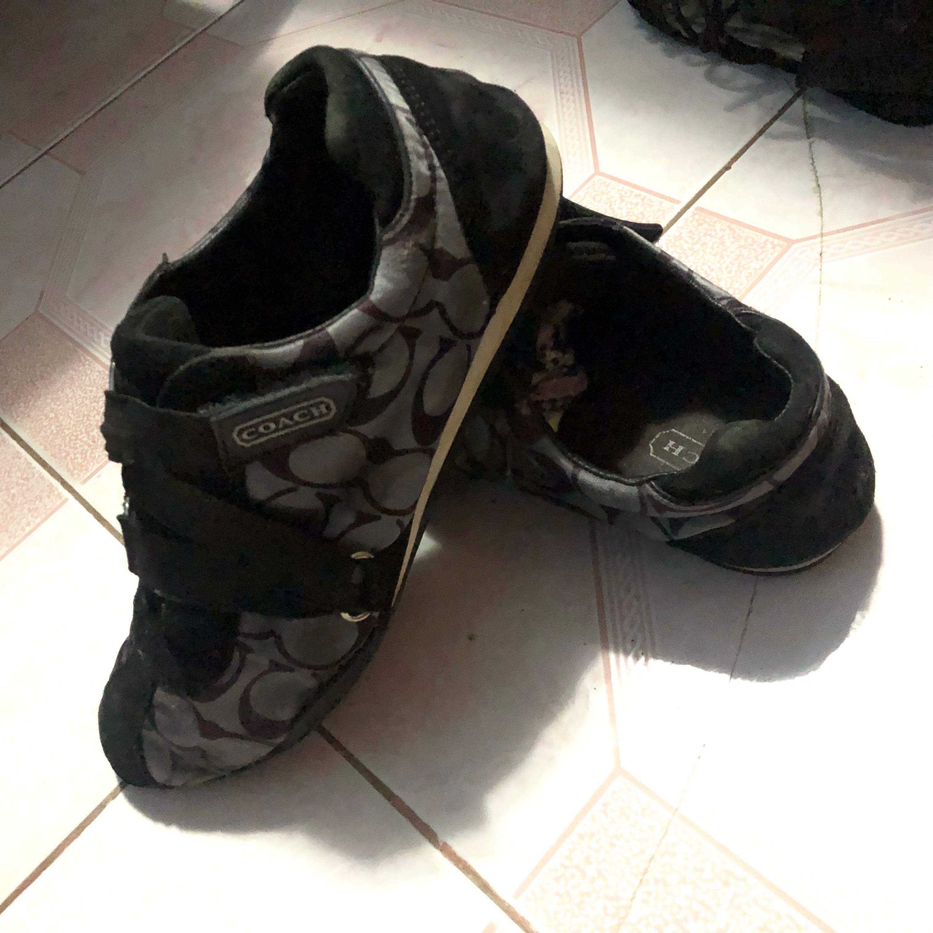Kyrie velcro store
