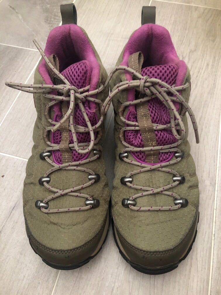 Columbia hiking boots, Women's Fashion, Footwear, Boots on Carousell