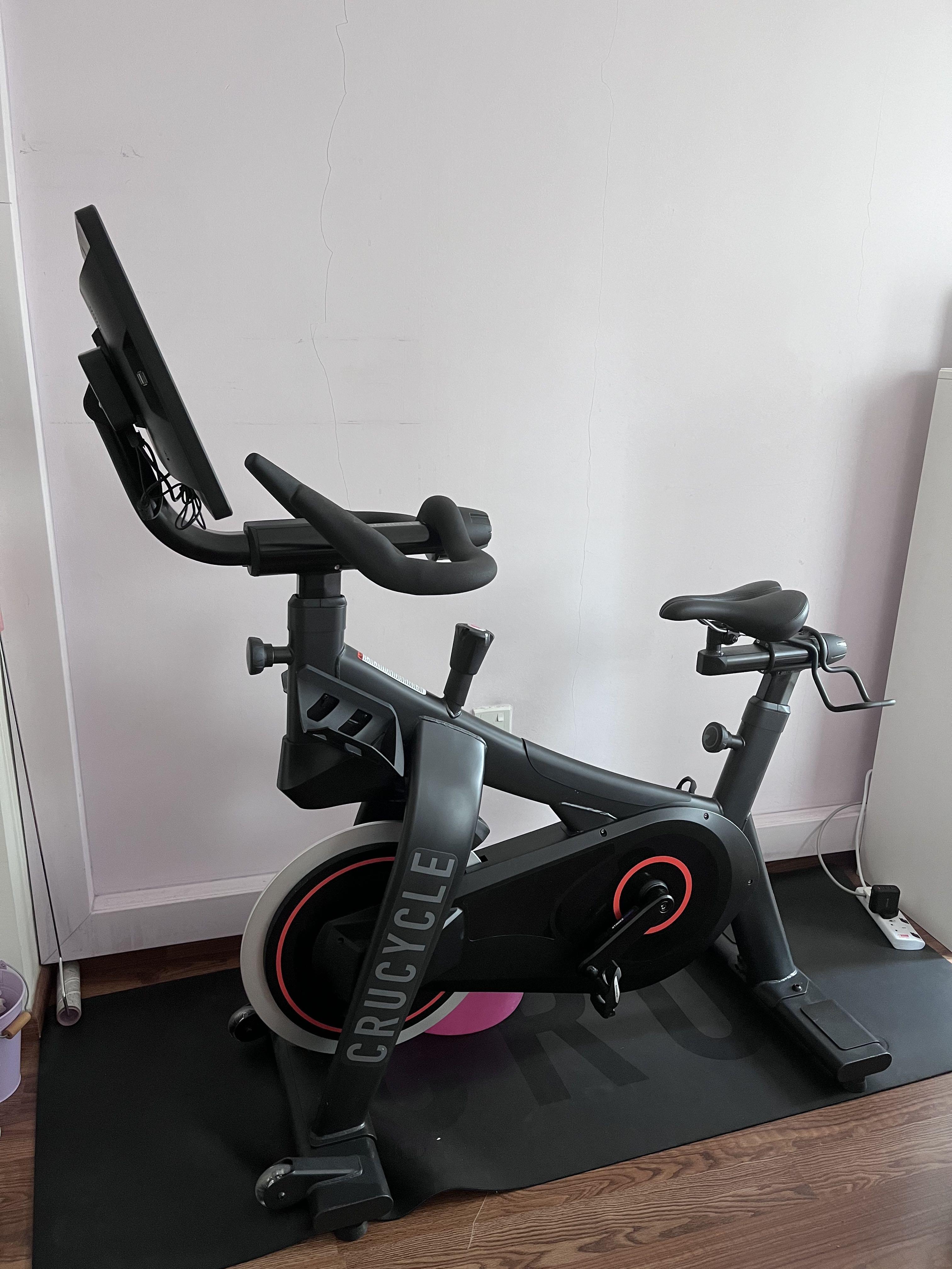 Exercise bike that connects to tv outlet