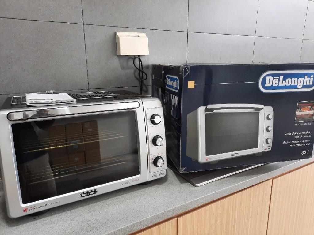 De Longhi 32L Maxi Convection Oven with Rotisserie