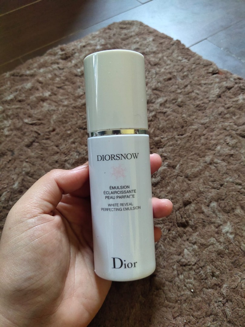Diorsnow white reveal perfecting on sale emulsion