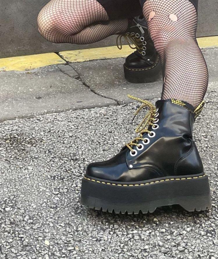 Dr martens online newton vegan
