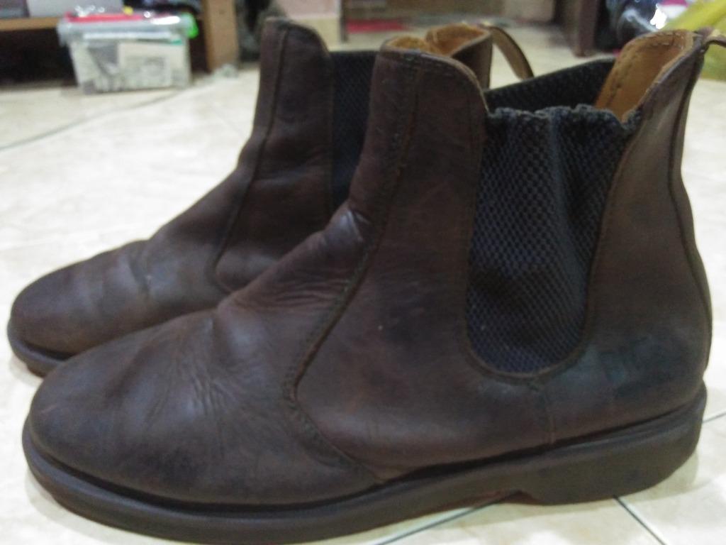 Dr Martens Chelsea Boot Men s Fashion Footwear Boots on Carousell