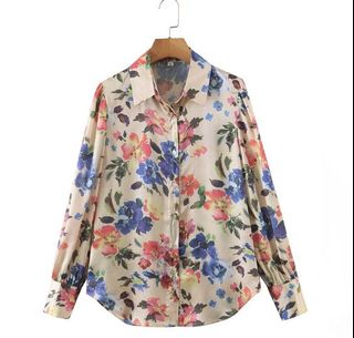 (Category: ) located in . Submitted by poshwardrobe (Listing ID 1168899396, Image 1). Description: .