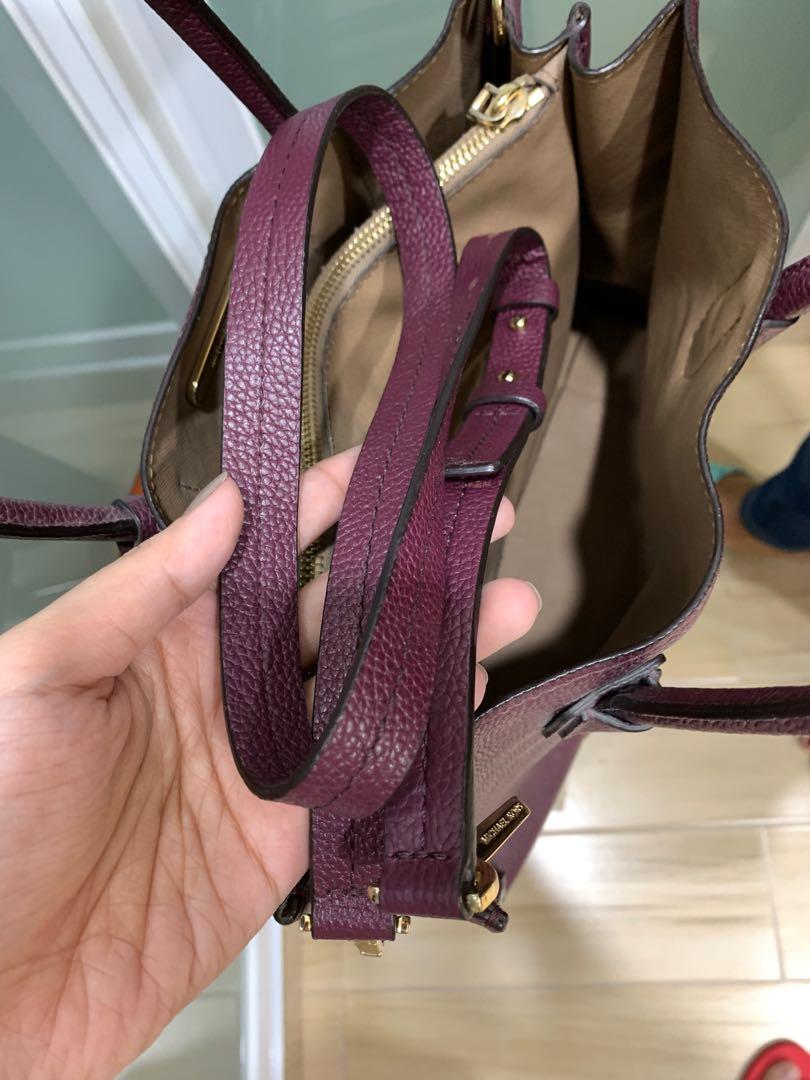 FOR SALE MICHAEL KORS BAG Women s Fashion Bags Wallets Cross