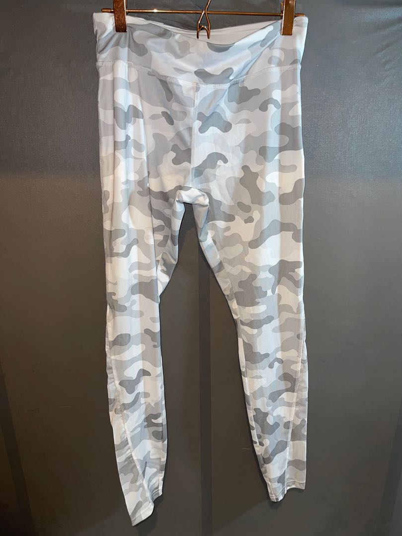 Forever 21 camouflage leggings, Women's 