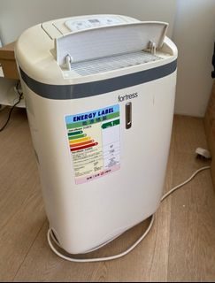 （分類：）位於 。 由 lordweasol 提交（商品編號 1168923430，圖片 1）。簡介： 。