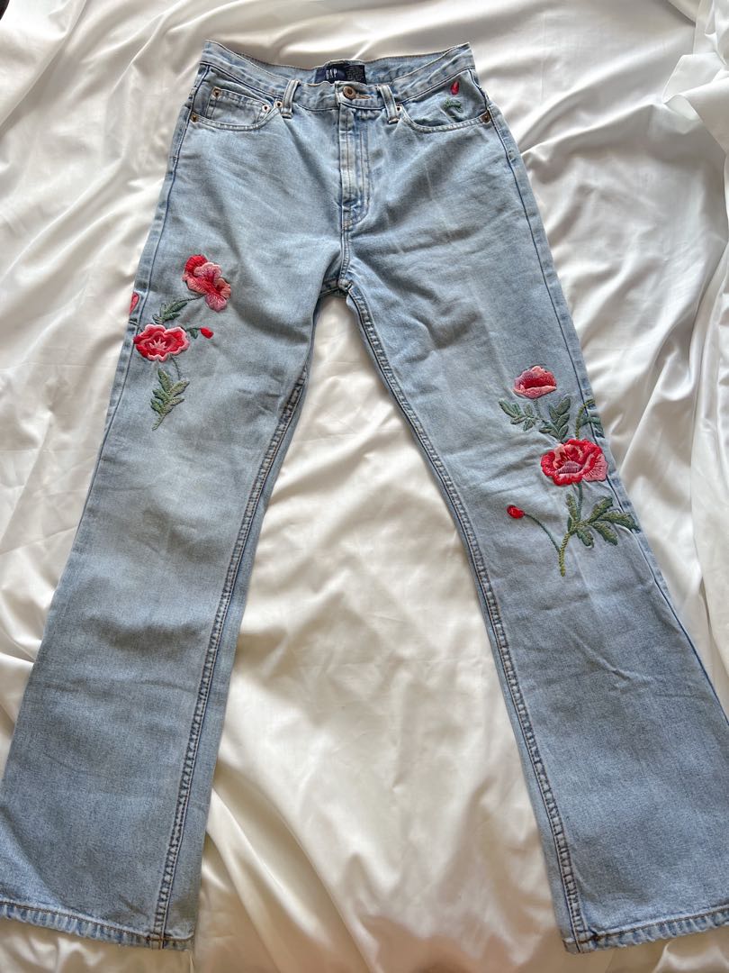 gap floral embroidered light wash high waisted denim jeans Y2K grunge softgirl vintage fairycore cottagecore