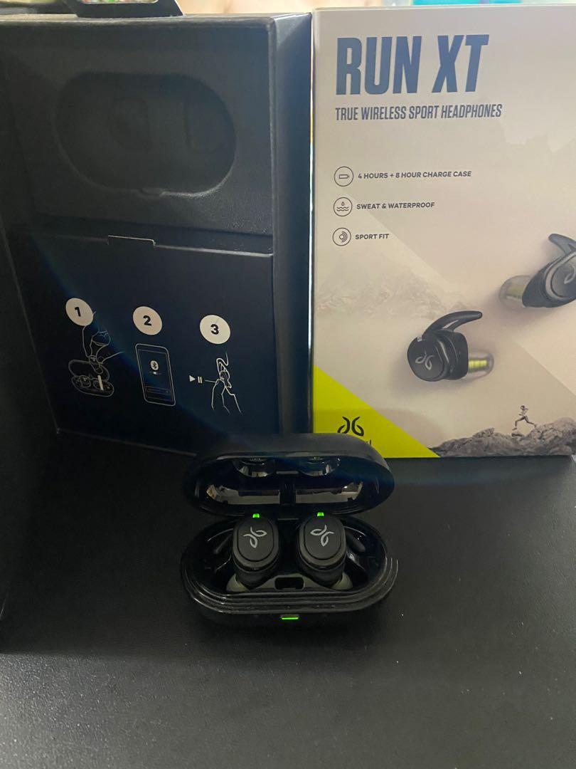 Jaybird RUN XT wireless earbuds