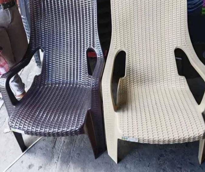 Jolly rattan top chair price