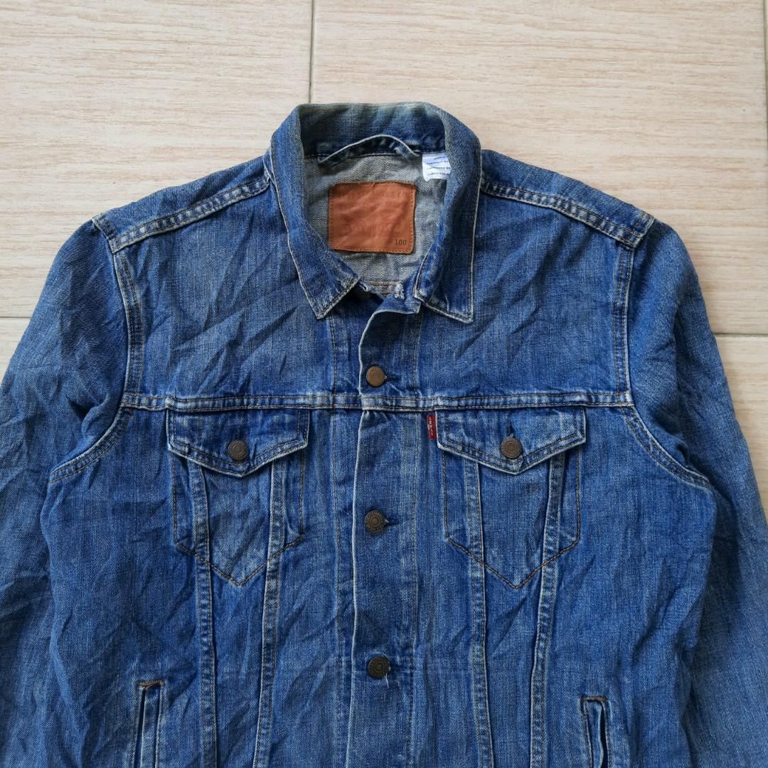 Levi's Trucker jacket, Fesyen Pria 