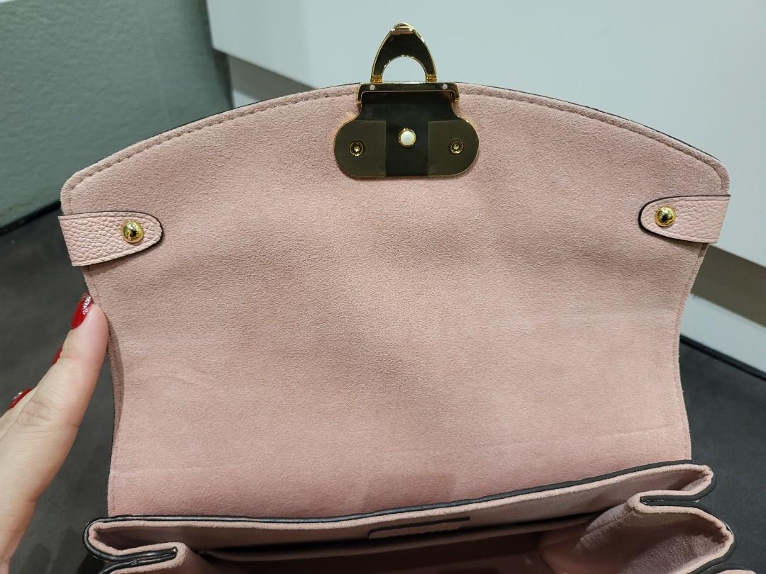 Louis Vuitton Georges Bb in Pink