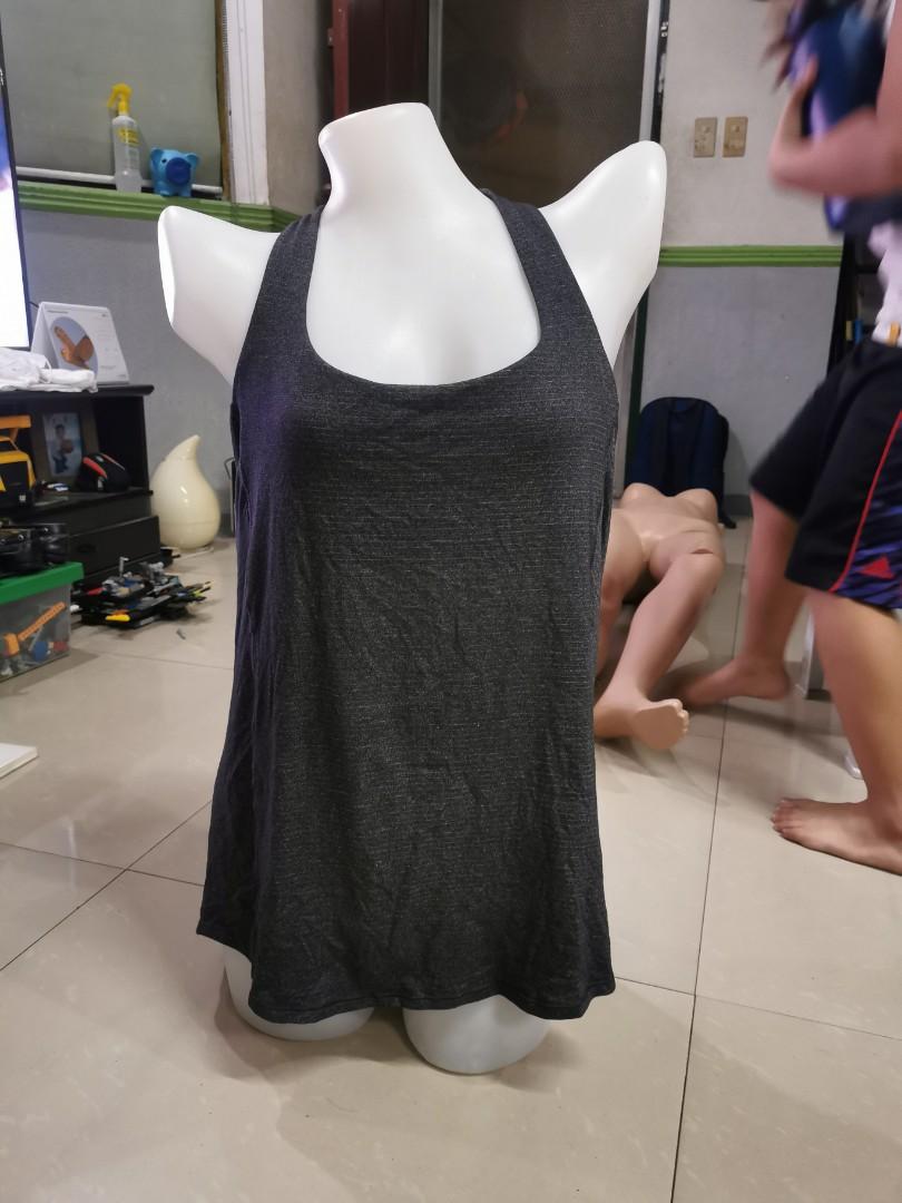lululemon size 8 top