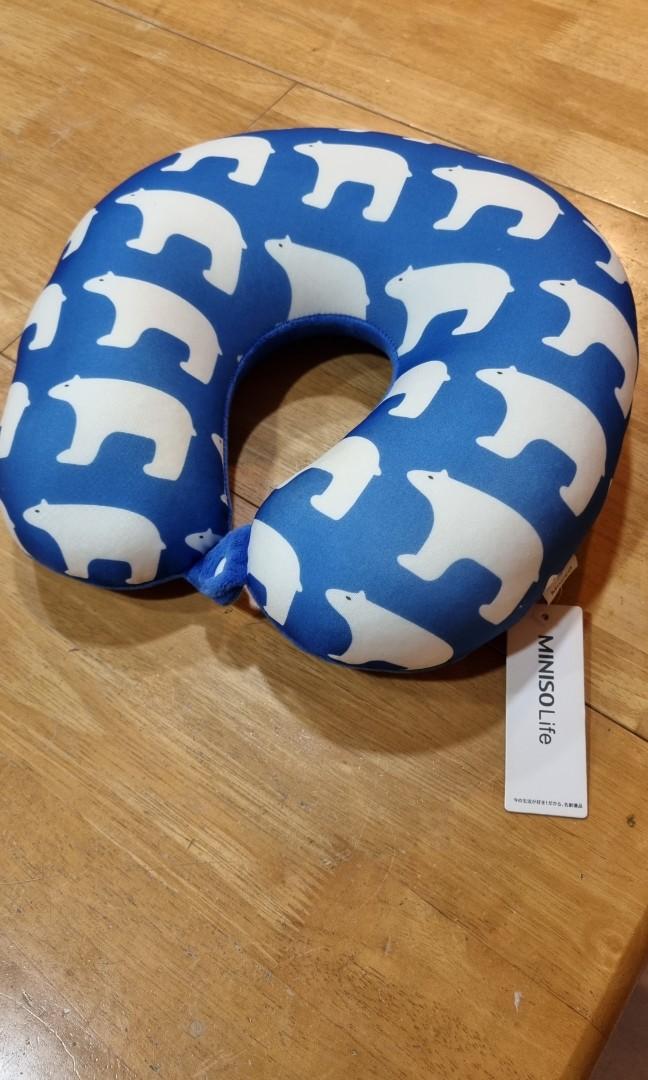 Miniso life travel pillow online