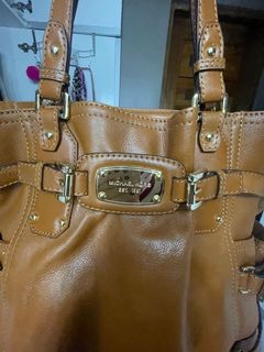 (Category: ) located in . Submitted by MommaGisShop (Listing ID 1168970651, Image 1). Description: .