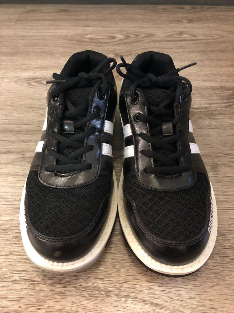 Mustang Kids Bowling Shoes (Size 6), Sports Equipment, Sports & Games