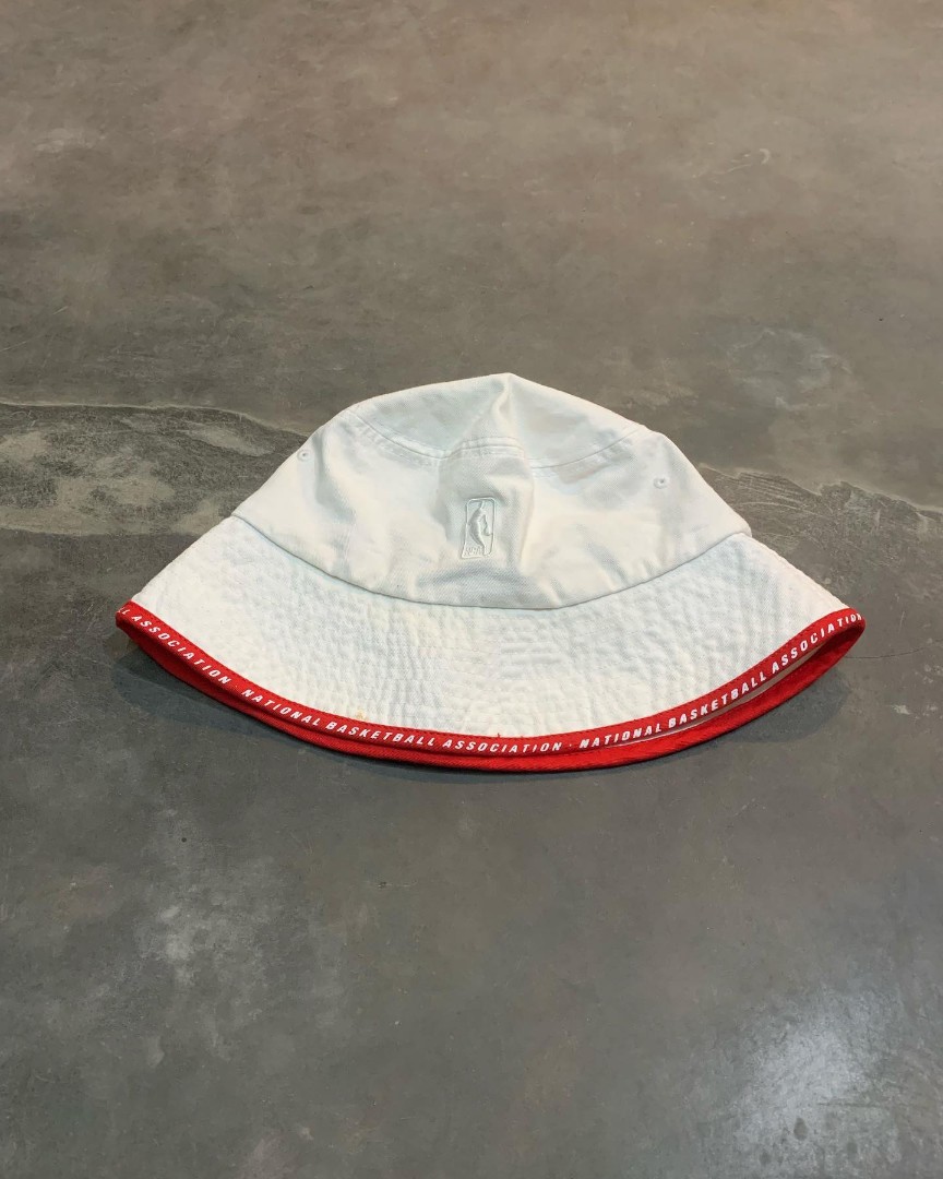 NBA BUCKETHAT, Fesyen Pria, Aksesoris 