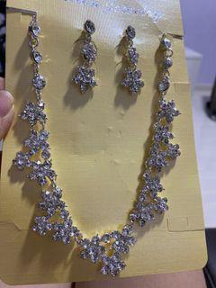 Necklace + earring (Set)