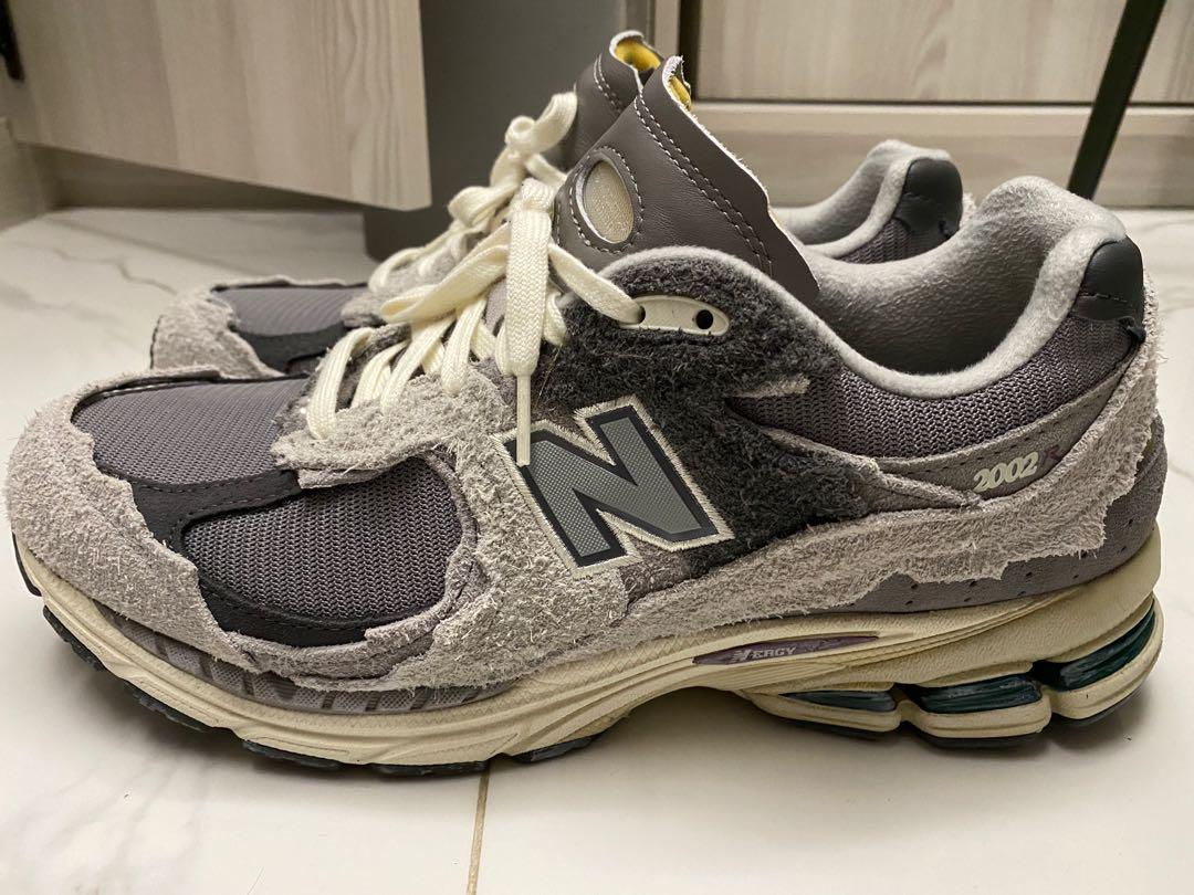 New Balance 2002R Protection Pack rain cloud, 男裝, 鞋, 波鞋 Carousell