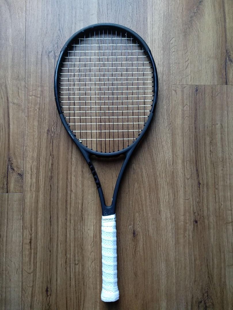 *New Strings* Wilson Pro Staff RF97 v11.0 Tennis Racket, Sports