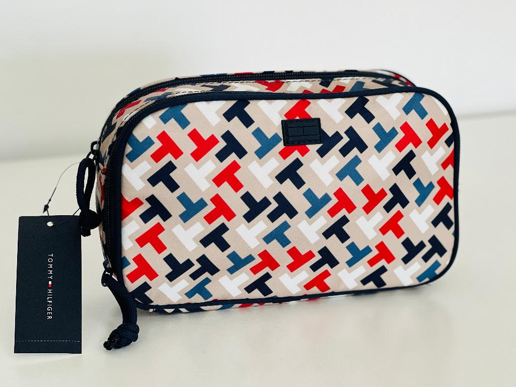 Tommy hilfiger clearance makeup bag
