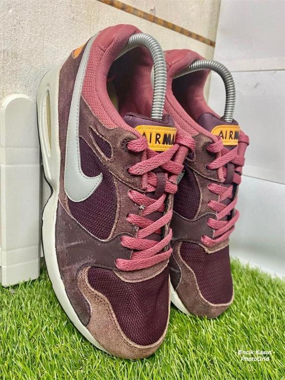 Nike air max coliseum deals