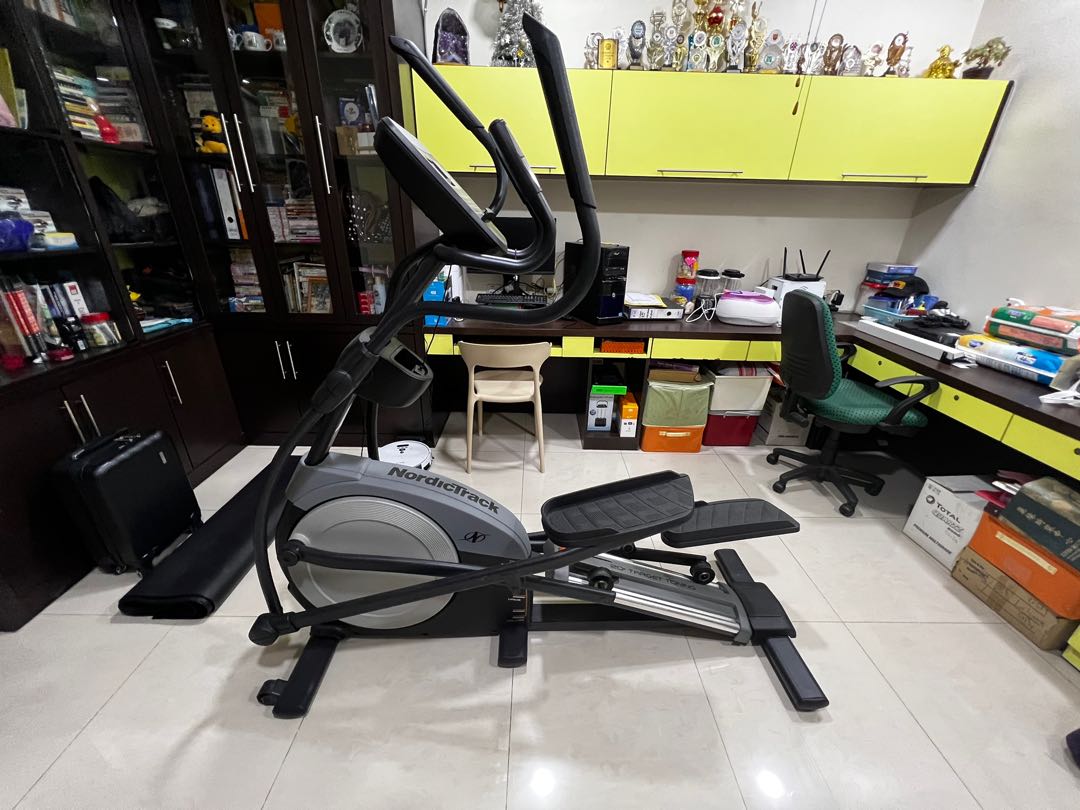 NordicTrack E7.1 Elliptical Training, Sports Equipment, Exercise