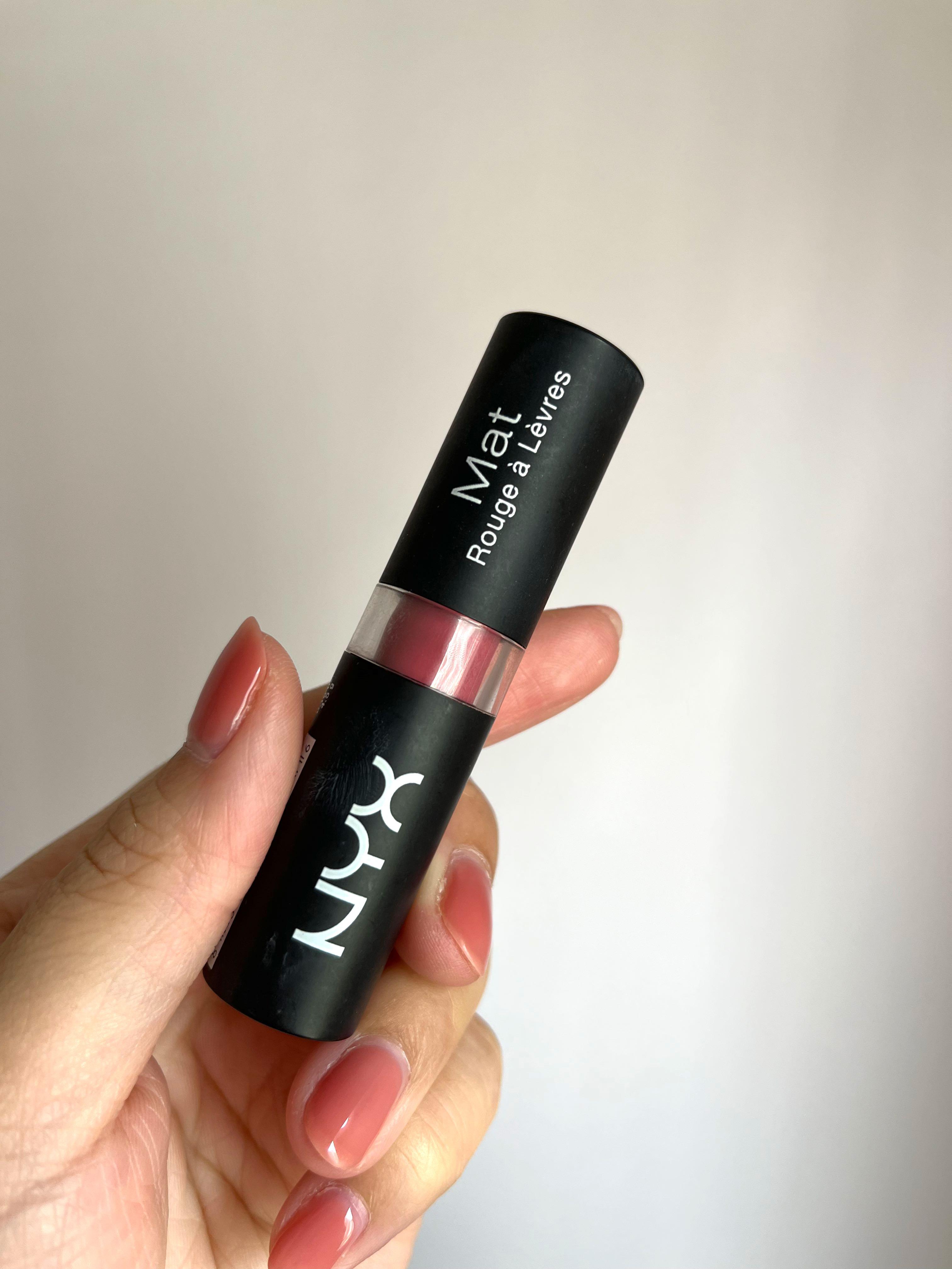 nyx matte lipstick natural