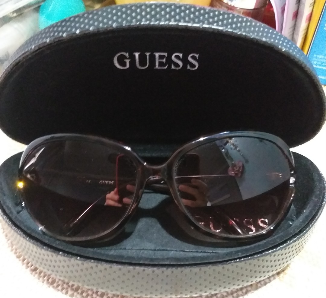Original GUESS sunglasses